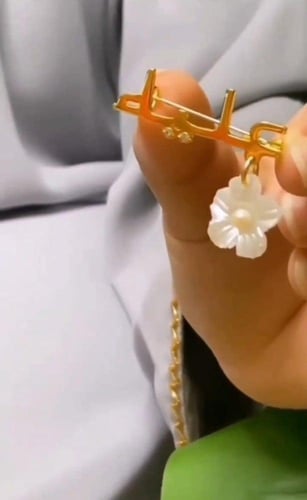 بروش بالاسم مع وردة الزركون