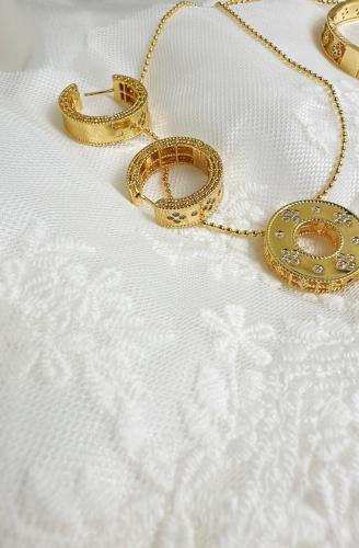 طقم القطعة الفريدة - قلادة - أقراط - خاتم