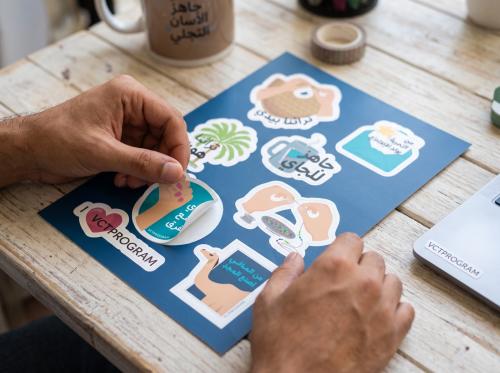 شيت ستيكرات "قص على الحدود" - Die-Cut Sticker Sheet