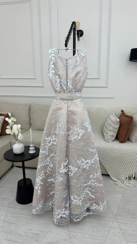 فستان داليا