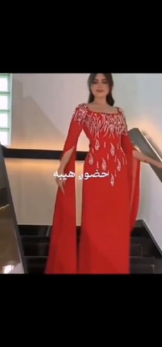 فستان شيبون مطرز بثلاثه الوان