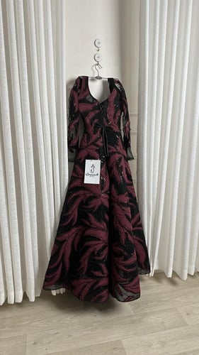 فستان سهرة جازار