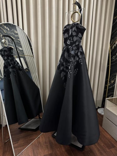 فستان اسود سهرة أنيق