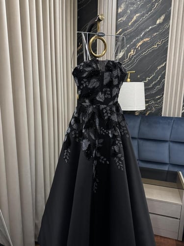 فستان اسود سهرة أنيق