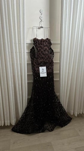 فستان العنود