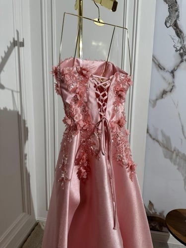 فستان لحمي تفته روسي