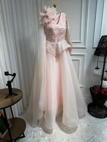 فستان شريفه