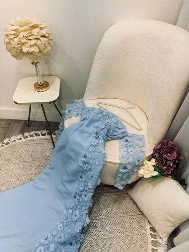 فستان الليل الهادى