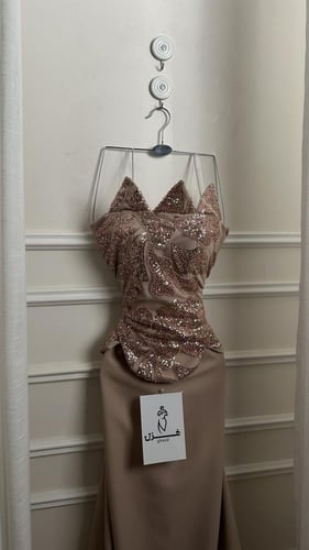 فستان بثينه الانيقه