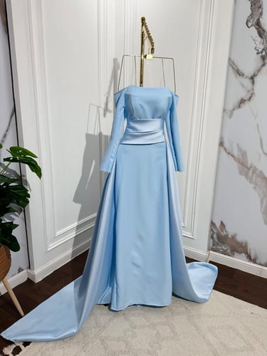 فستان الغيم السماوي