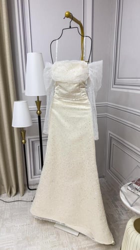 فستان تل ترتر على تطريز