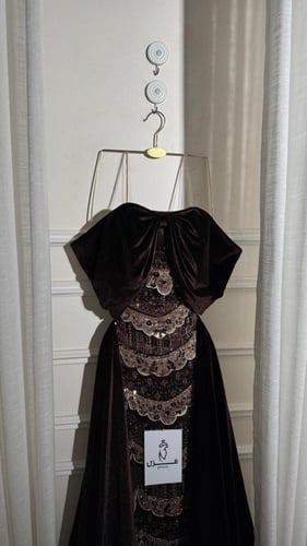 فستان كارفن