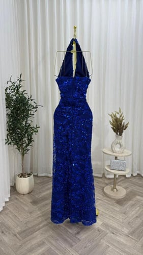 فستان شمس الفارس