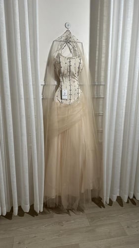 فستان انيق وراقي