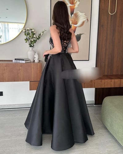 فستان ميكادو