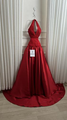 فستان عاليه