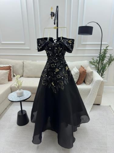 فستان اسود جازار