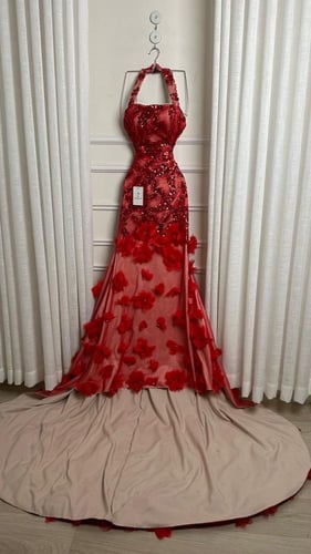 فستان دانه الانيقه