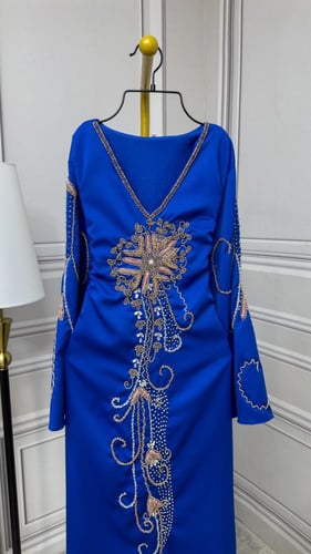 فستان هيفاء