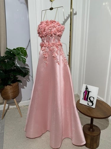 فستان لحمي تفته روسي