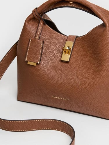 شنطة تشانس - بني شوكلاته