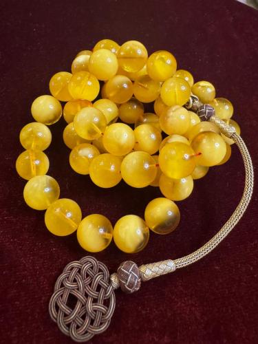 كهرمان منوصف قديم جميـــــــل