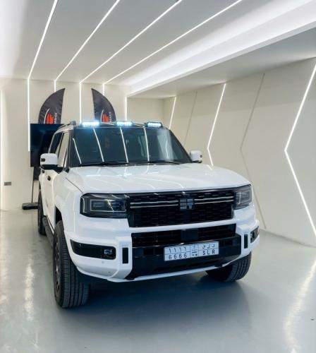 كشافات سقف LED ثلاثية لجيتور G700 - إضاءة قوية مع...