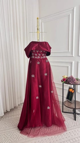 فستان سهرة تطريز كريستال