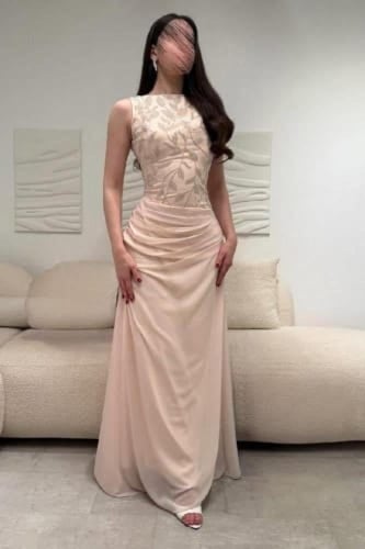 فستان ليان بتصميم أنيق وفخم