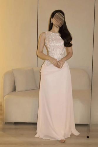 فستان ليان بتصميم أنيق وفخم