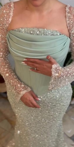 فستان سهره تيفاني بتصميم راقٍ من Miar Fashion