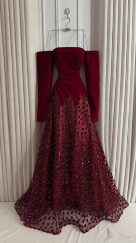 فستان سهره مخمل كلفه خرز فاااخر من miar fashion