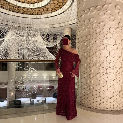 فستان سهره عودي كلفه سهره بطانه باربي ناعمه ومريحه...