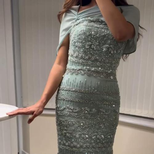 فستان سهره سماوي تل مطرز بخرز ذيل شيفون فاااااخر