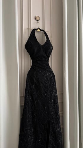 فستان سهره أسود مطرز بخرز فاااخر من miar fashion