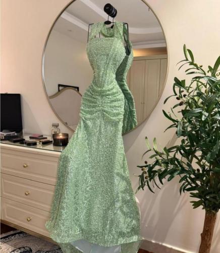 فستان سهرة دانتيل مطرز بتصميم فاخر من miar fashion