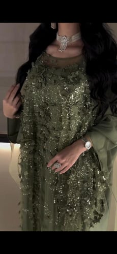 فستان سهره لحمي + زيتي /Mair Fashion