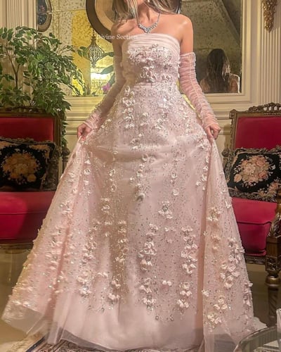 فستان سهرة راااقي + مبطن تفته واقف