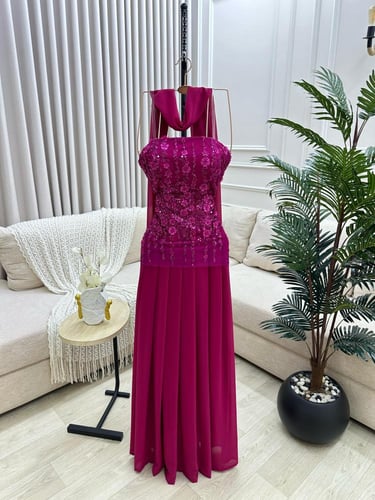 فستان فوشي شيفون جورجيت كلفه تطريز من Mair Fashion