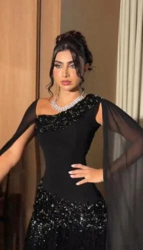 فستان أيمان من Miar Fashion