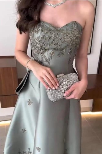 فستان سهره بتصميم فاخر