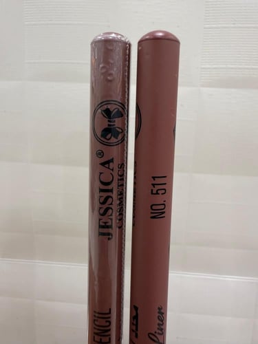 محدد شفاه جيسكا JESSICA