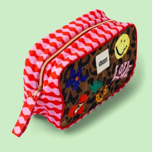 Leopard Icon Wash Bag - شنطة مستحضرات