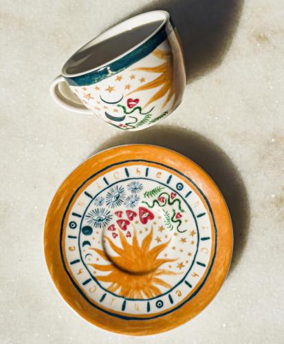 Celestial Sun - طقم كوب و صحن