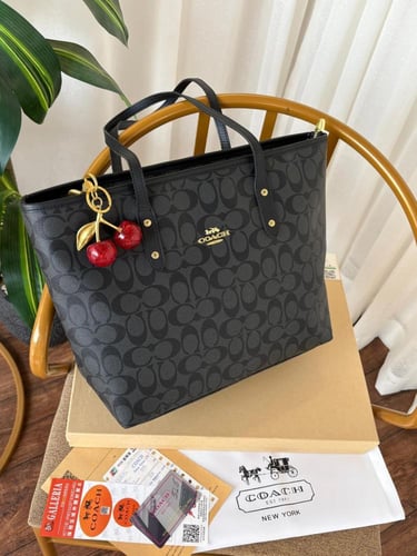 شنطه كوتش توتي باق مقاس 32سم