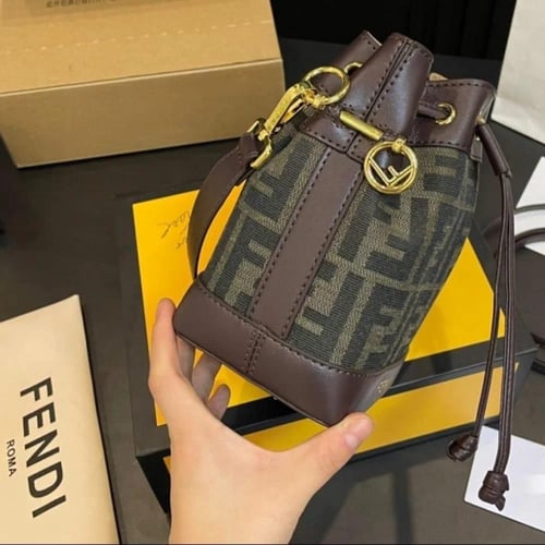 شنطه فندي ماستر