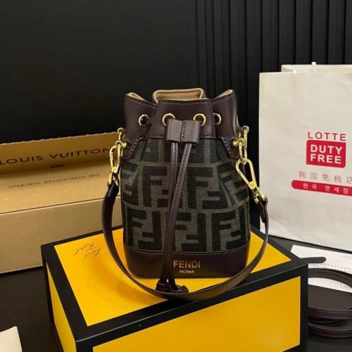 شنطه فندي ماستر