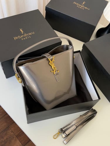 شنطه سان لوران لمعه