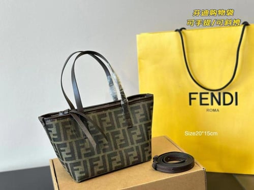 شنط فندي هاي كوالتي