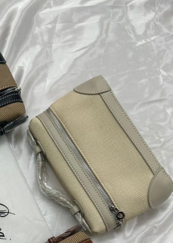 شنط لوروبينا هاي كوالتي